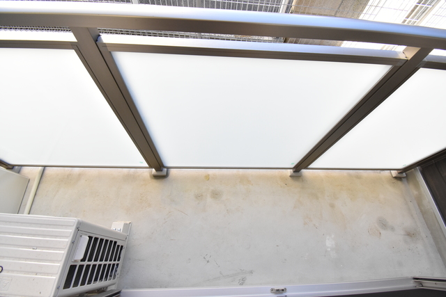 ��ʌ��������܎s��{����ؒ��Q���ڂ̃A�p�[�g�̃o���R�j�[