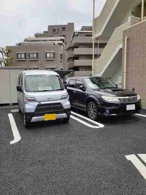 ��ʌ��������܎s�Y�a�搣����Q���ڂ̃}���V�����̒��ԏ�