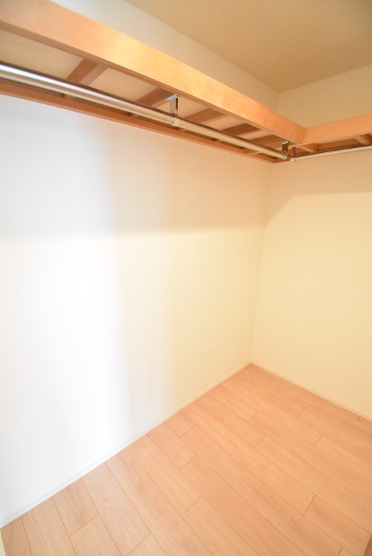 ��ʌ��������܎s�Y�a��̉ƂU���ڂ̃}���V�����̎��[