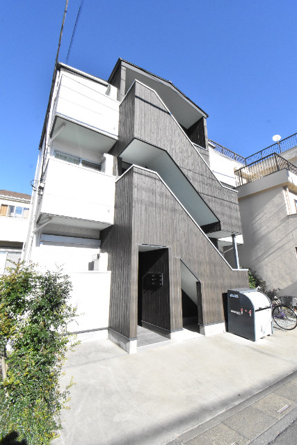 ��ʌ��������܎s�������a�c���P���ڂ̃A�p�[�g�̌����O��