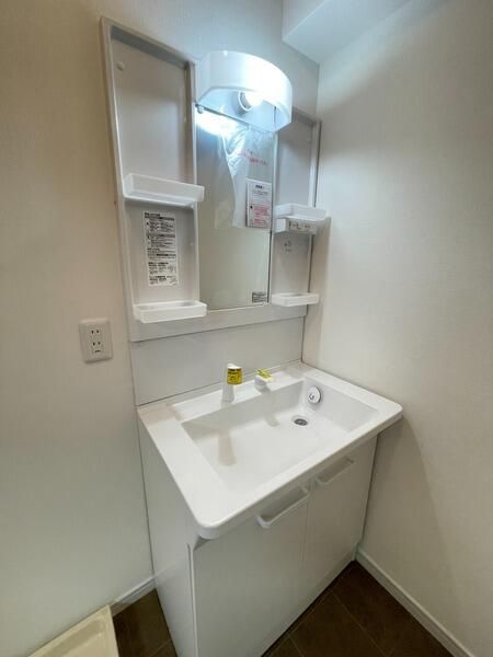 ��ʌ�����s���ԂR���ڂ̃}���V�����̐��ʏ�