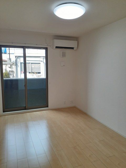 ��ʌ��������܎s����{�O���̃A�p�[�g�̋��ԁE���r���O