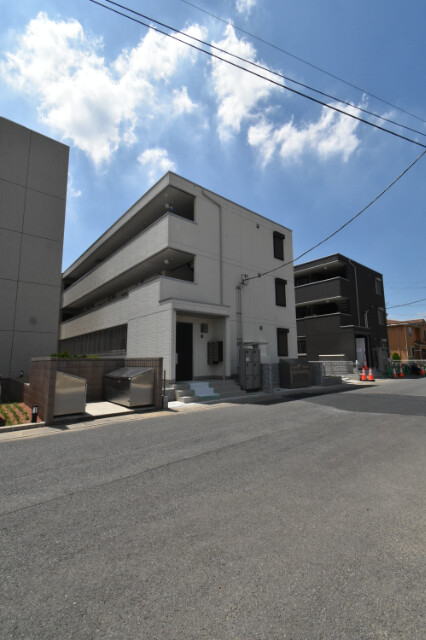 ��ʌ��������܎s����厚�w��̃A�p�[�g�̌����O��