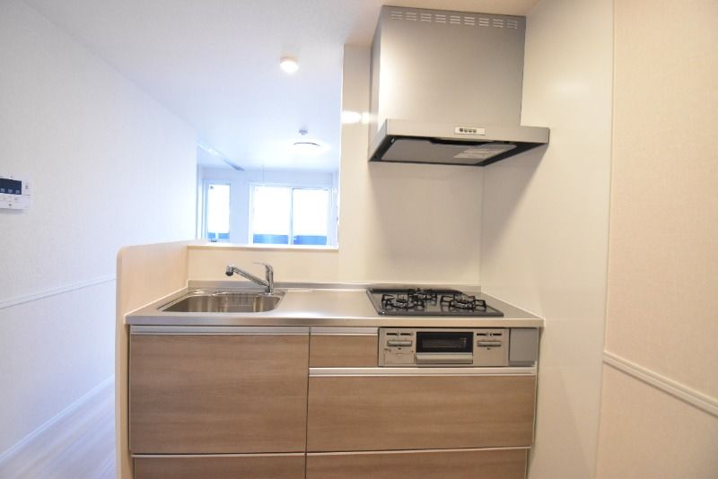 ��ʌ��z�J�s�{�{���R���ڂ̃A�p�[�g�̃L�b�`��