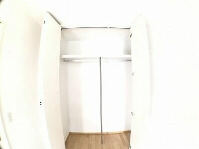 ��ʌ�����s�씵���J�S���ڂ̃A�p�[�g�̎��[