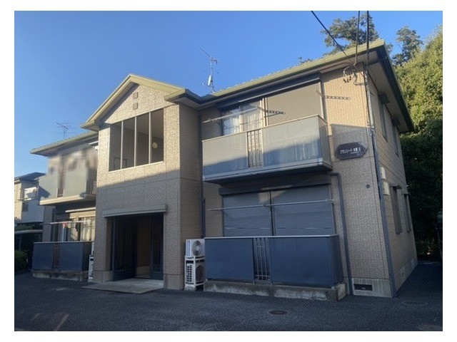 ��ʌ��������܎s�k��{�����̃A�p�[�g�̌����O��