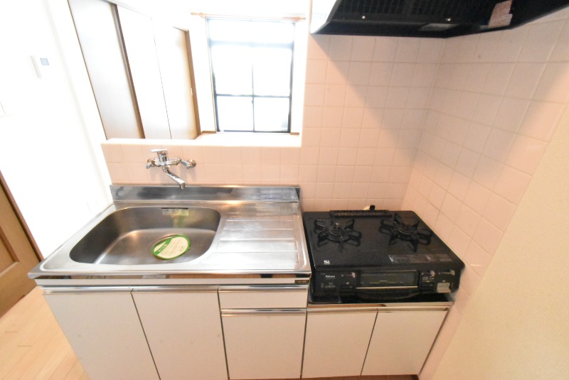 ��ʌ�����s�씵���J�U���ڂ̃}���V�����̃L�b�`��