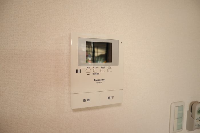 ��ʌ��k�����S�ɓޒ��厚�H�т̃A�p�[�g�̂��̑�