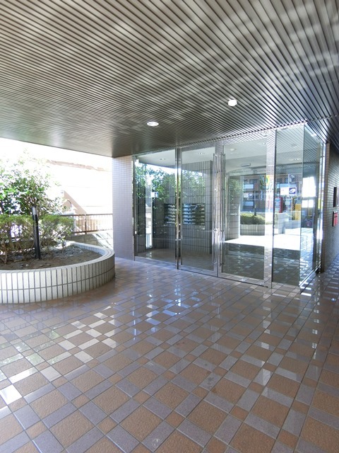 ��ʌ��������܎s�����擌��{�S���ڂ̃}���V�����̃G���g�����X