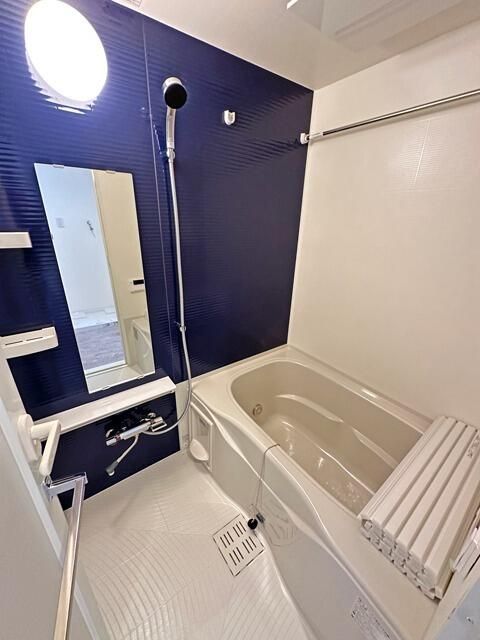 ��ʌ��������܎s�����擌��{�T���ڂ̃}���V�����̃o�X