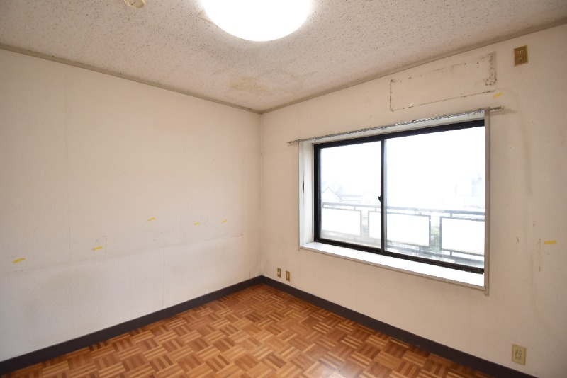 ��ʌ��������܎s��{��听���R���ڂ̃}���V�����̐Q��