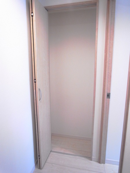 ��ʌ�����s�씵���J�P���ڂ̃}���V�����̎��[