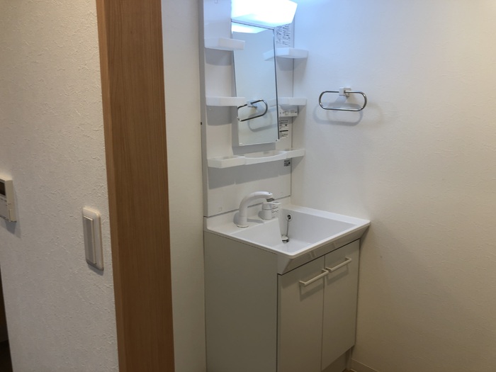 ��ʌ��z�J�s�ԎR�{���̃}���V�����̐��ʏ�