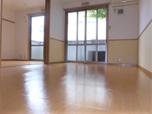 ��ʌ�����s�؂S���ڂ̃A�p�[�g�̂��̑�