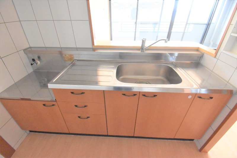 ��ʌ��z�J�s�V�z�J�Q���ڂ̃}���V�����̃L�b�`��