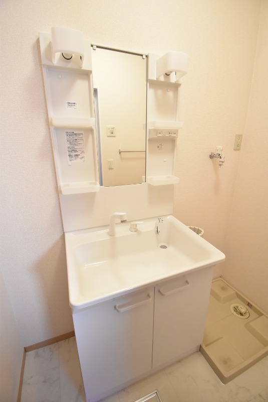 ��ʌ��������܎s��{��O���S���ڂ̃A�p�[�g�̐��ʏ�