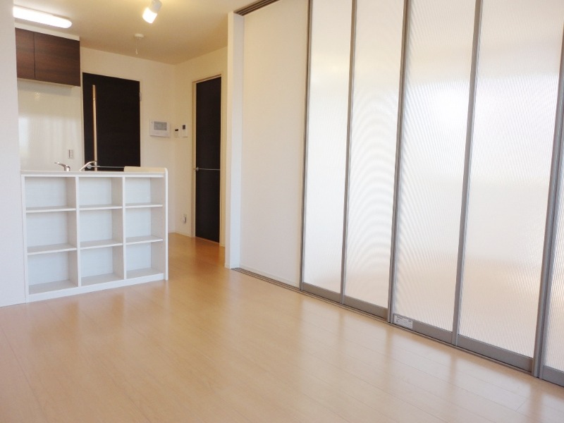 ��ʌ��������܎s����厚�w��̃A�p�[�g�̋��ԁE���r���O