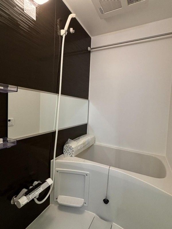 ��ʌ��������܎s��{��O���Q���ڂ̃A�p�[�g�̃o�X