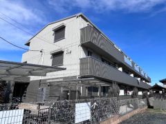 ��ʌ�����s�厚���s742-1�̃A�p�[�g�̌����O��