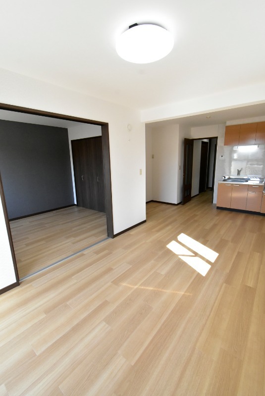 ��ʌ��������܎s����O���U���ڂ̃A�p�[�g�̋��ԁE���r���O