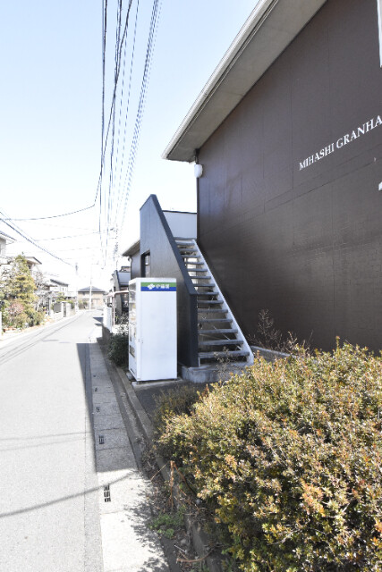 ��ʌ��������܎s����O���U���ڂ̃A�p�[�g�̃G���g�����X