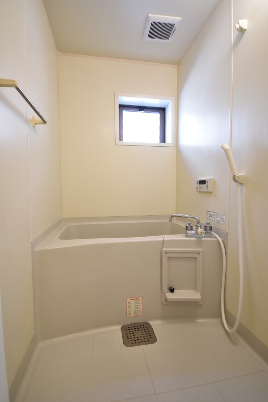 ��ʌ��������܎s��{��O���S���ڂ̃A�p�[�g�̃o�X