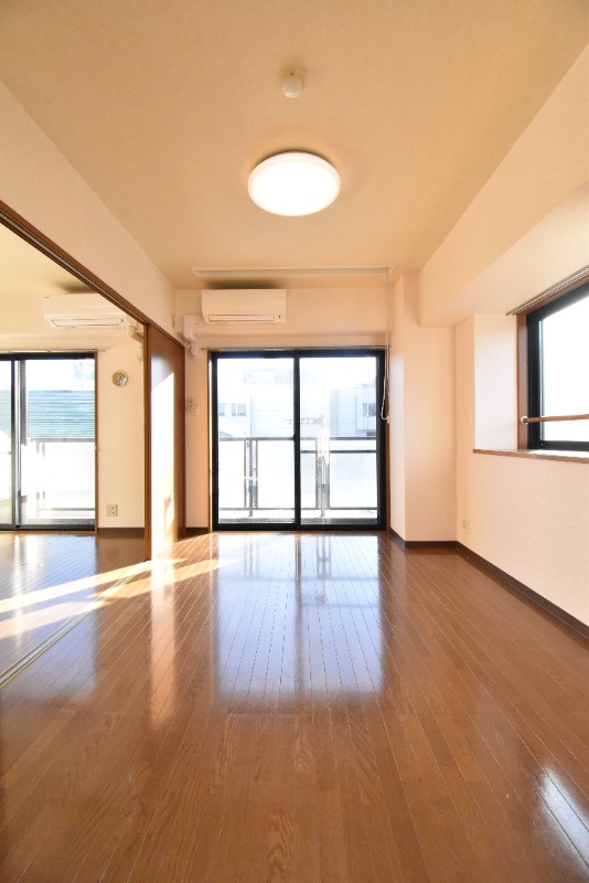 ��ʌ��������܎s��{�捂�@���Q���ڂ̃}���V�����̋��ԁE���r���O