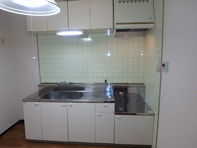 ��ʌ��������܎s��{��㏬���̃}���V�����̃L�b�`��