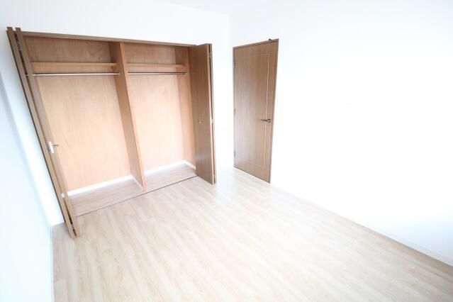 ��ʌ��������܎s�k��y�C���Q���ڂ̃}���V�����̎��[