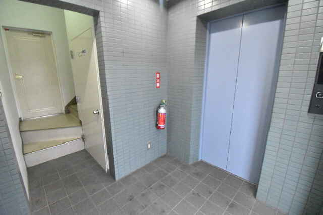 ��ʌ��������܎s�Y�a���؍�R���ڂ̃}���V�����̂��̑�