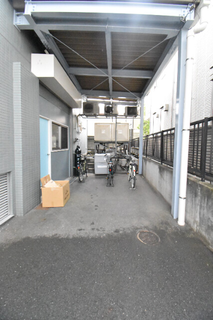 ��ʌ��������܎s�Y�a���؍�R���ڂ̃}���V�����̂��̑�