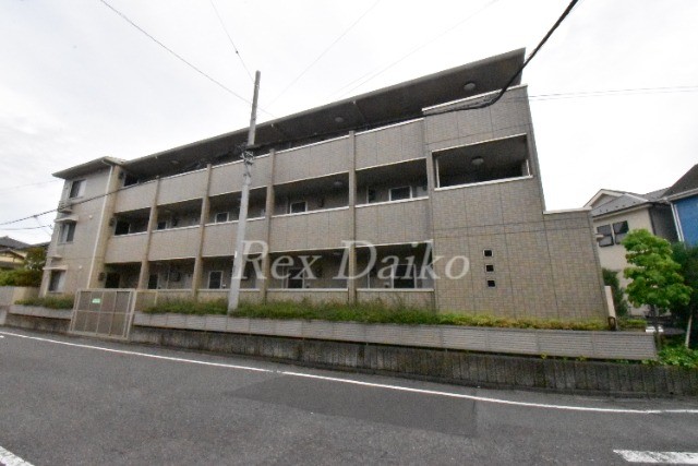 ��ʌ��z�J�s���z�J�Q����21-14�̃A�p�[�g�̌����O��