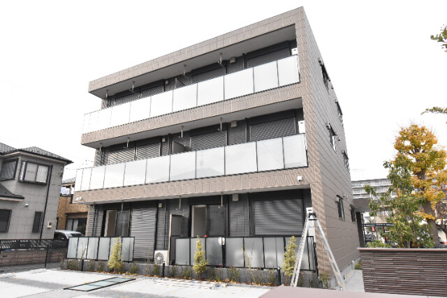 ��ʌ��z�J�s���������̃}���V�����̌����O��