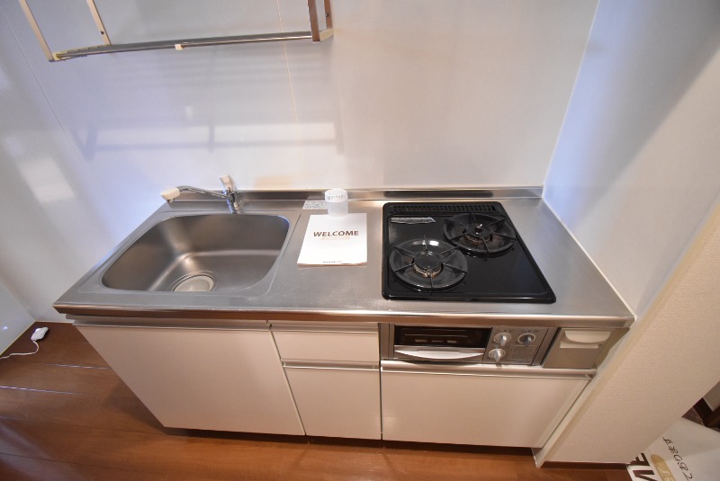 ��ʌ��������܎s��{����ؒ��S���ڂ̃A�p�[�g�̃L�b�`��