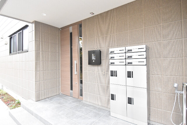 ��ʌ��z�J�s���������̃}���V�����̃G���g�����X