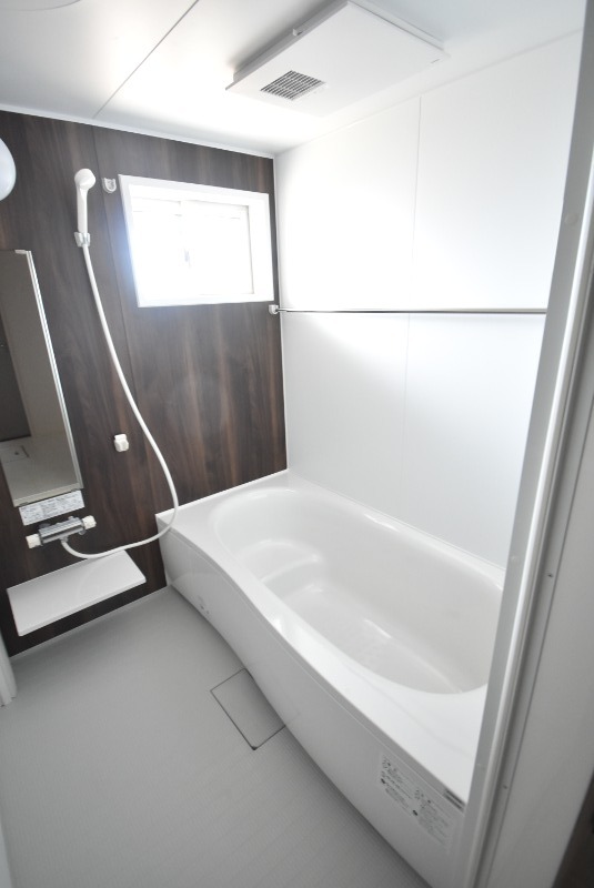 ��ʌ��������܎s���搼��{�S���ڂ̃A�p�[�g�̃o�X