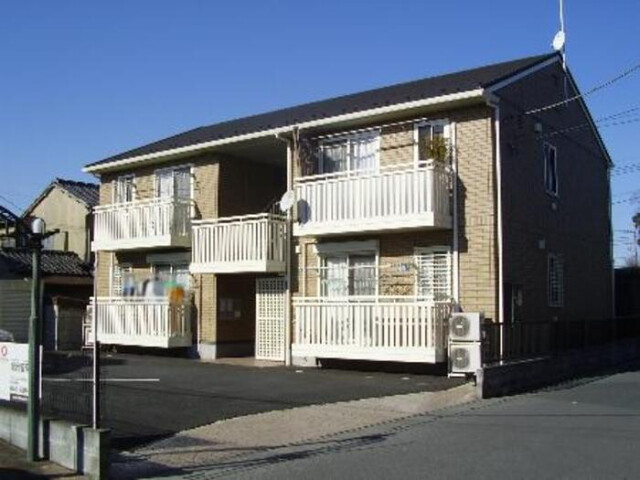 ��ʌ��z�J�s�{�{���Q���ڂ̃A�p�[�g�̌����O��