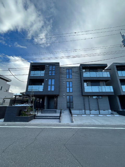 ��ʌ��������܎s���搼��{�P���ڂ̃}���V�����̌����O��