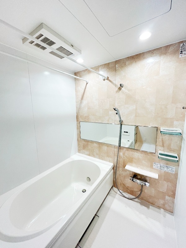 ��ʌ��������܎s���搼��{�P���ڂ̃}���V�����̃o�X