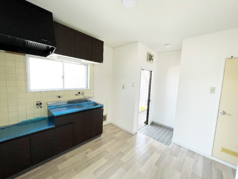 ��ʌ�����s�厚���s�̃}���V�����̃L�b�`��