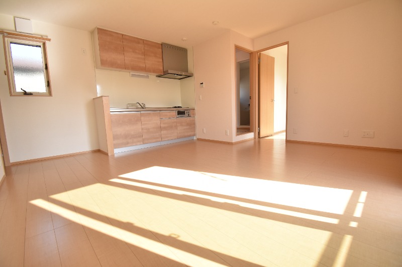 ��ʌ��������܎s������厚�䑠�̃A�p�[�g�̋��ԁE���r���O