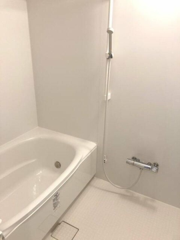 ��ʌ��������܎s�Y�a���ՂX���ڂ̃}���V�����̃o�X