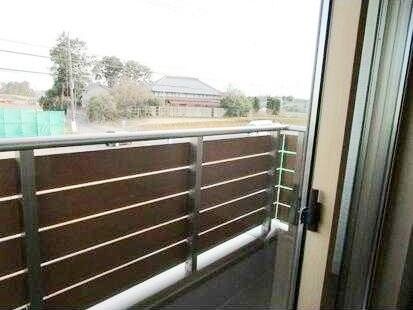 ��ʌ��������܎s�΋�厚����c�̃A�p�[�g�̃o���R�j�[