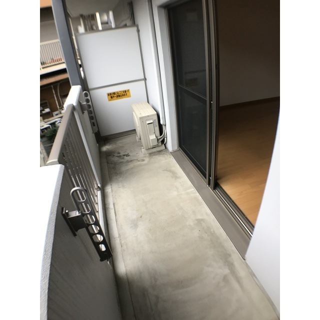 ��ʌ������s���v��̃}���V�����̃o���R�j�[