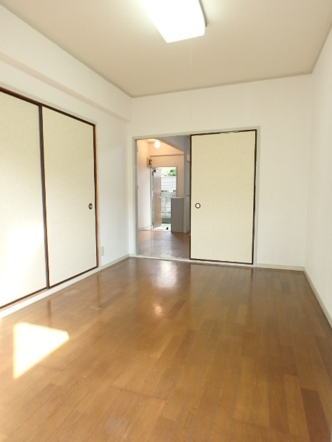 ��ʌ��������܎s������x�蒬�̃A�p�[�g�̂��̑������E�X�y�[�X