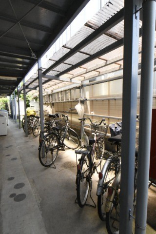 ��ʌ��������܎s������x�蒬�̃A�p�[�g�̂��̑�