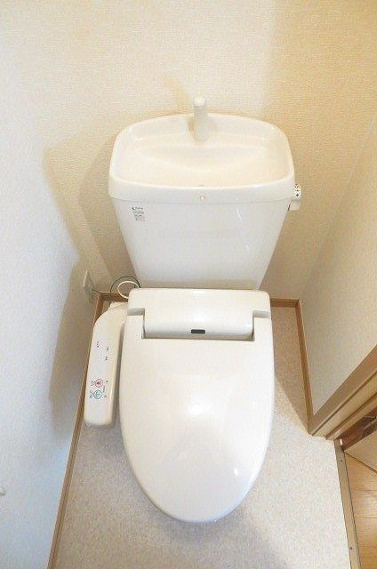 ��ʌ������s�V�����X���ڂ̃A�p�[�g�̃g�C��