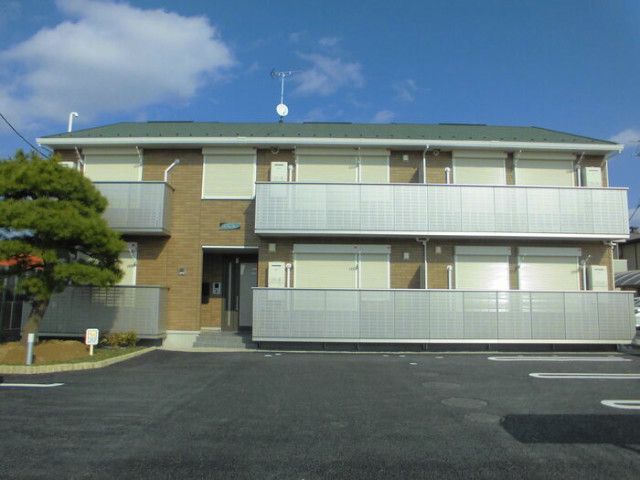 ��ʌ��z�J�s��Ԗ쒬�R����141-1�̃A�p�[�g�̌����O��