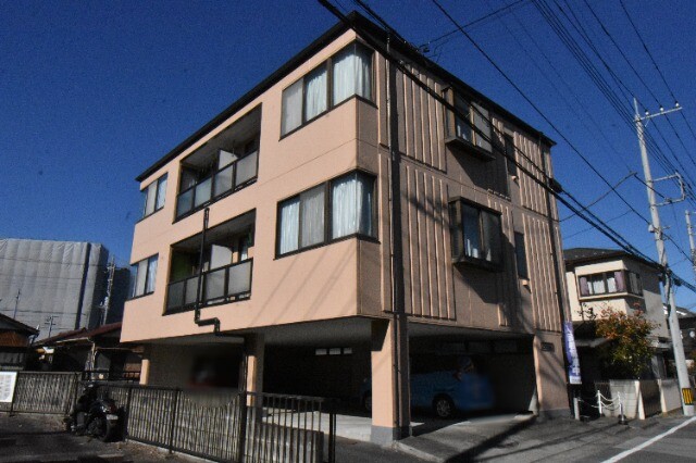 ��ʌ��������܎s�����擌��{�V���ڂ̃}���V�����̌����O��