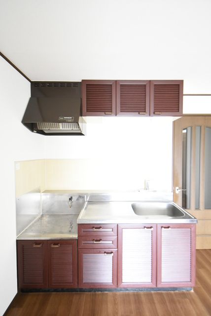 ��ʌ��@�c�s���V�h�T���ڂ̃A�p�[�g�̃L�b�`��